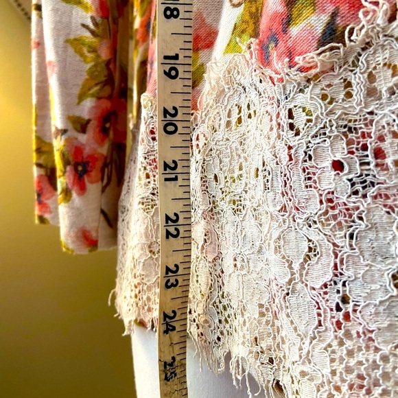 M/L flower blossom soft sweater with lace, ribbon closure. Worn interchangeably - Picture 2 of 11